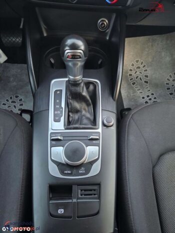 Audi A3 Sportback full