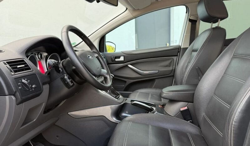 Ford Kuga full