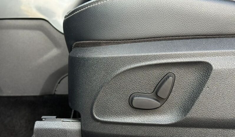 Ford Kuga full