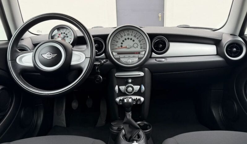 MINI Cooper full