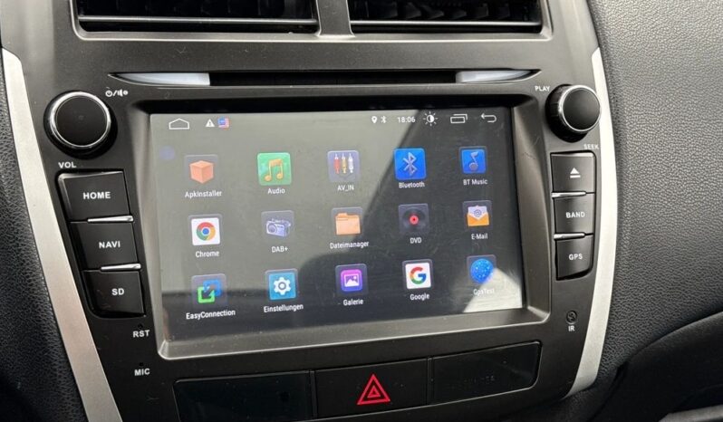 Citroën C4 Aircross full