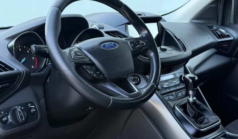 Ford Kuga full