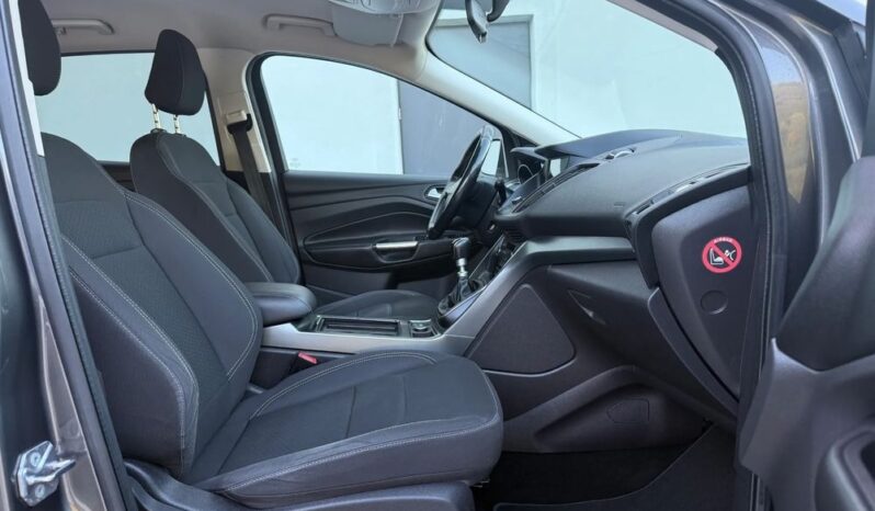 Ford Kuga full