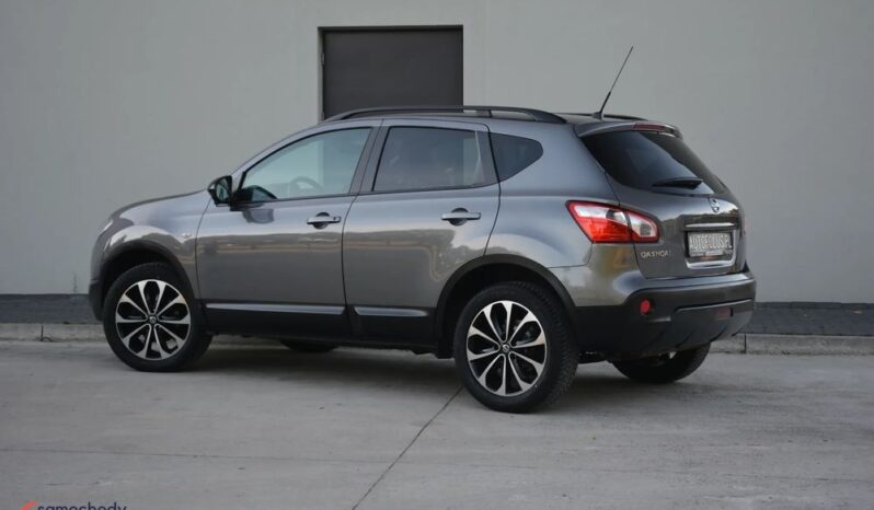 Nissan Qashqai full