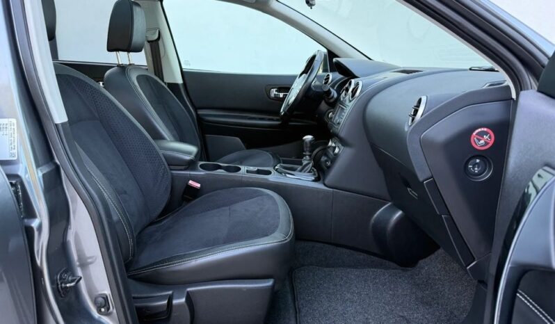 Nissan Qashqai full