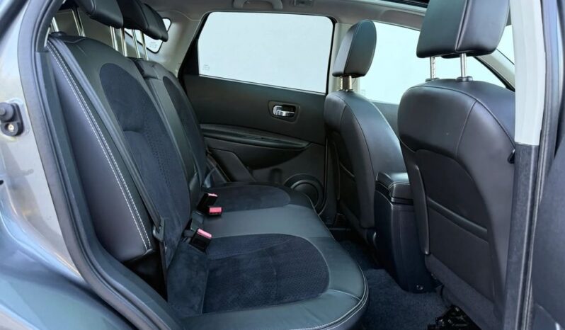 Nissan Qashqai full