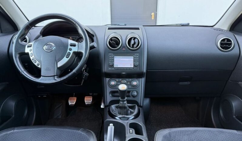 Nissan Qashqai full