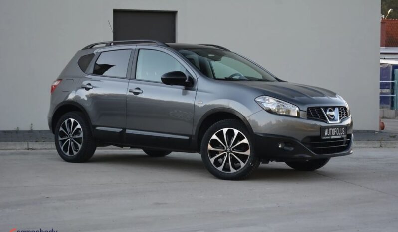 Nissan Qashqai full