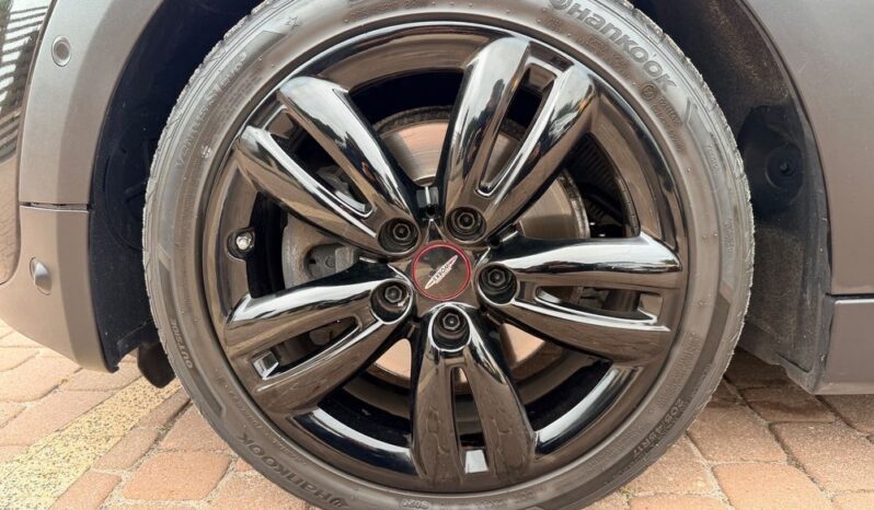 MINI Cooper full
