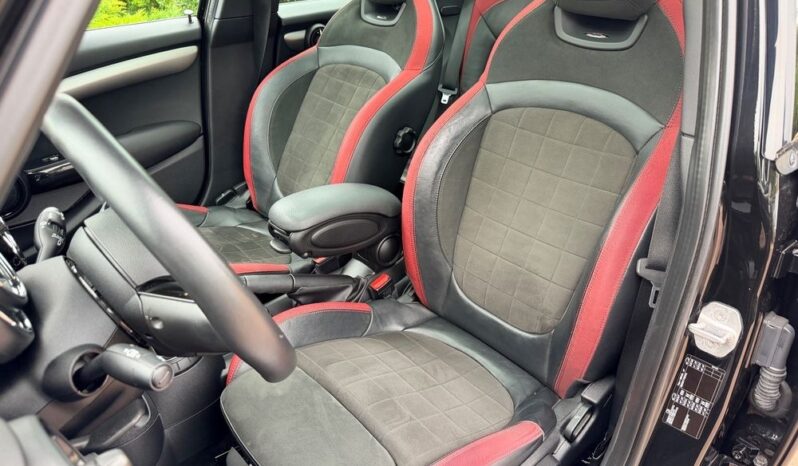 MINI Cooper full
