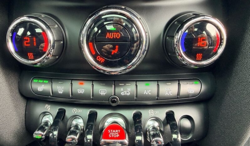 MINI Cooper full