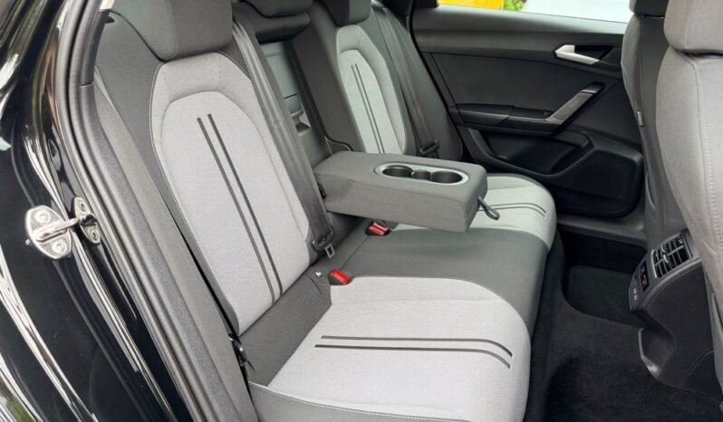 Seat Leon Sportstourer 2.0 TDI DSG Style Edition full