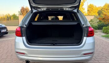 BMW Seria 3 318d Sport Line full