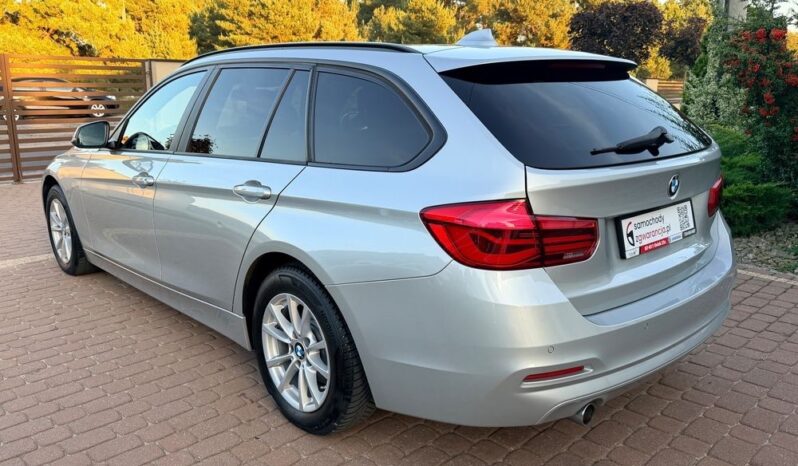 BMW Seria 3 318d Sport Line full