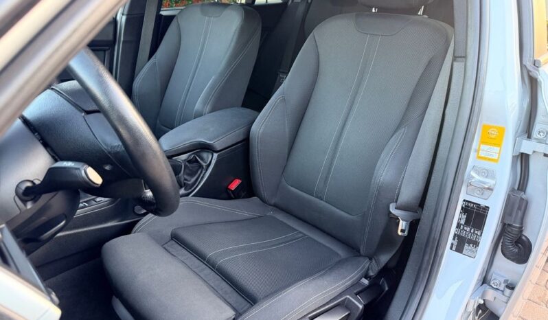 BMW Seria 3 318d Sport Line full