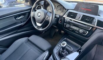 BMW Seria 3 318d Sport Line full