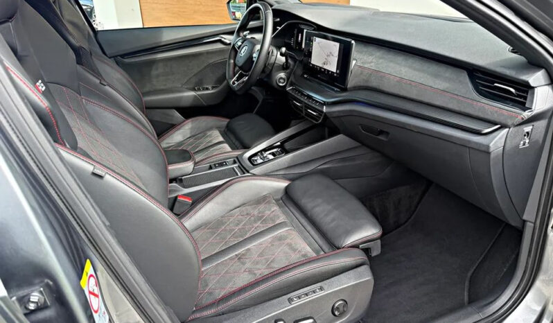 Skoda Octavia 2.0 TDI RS DSG full