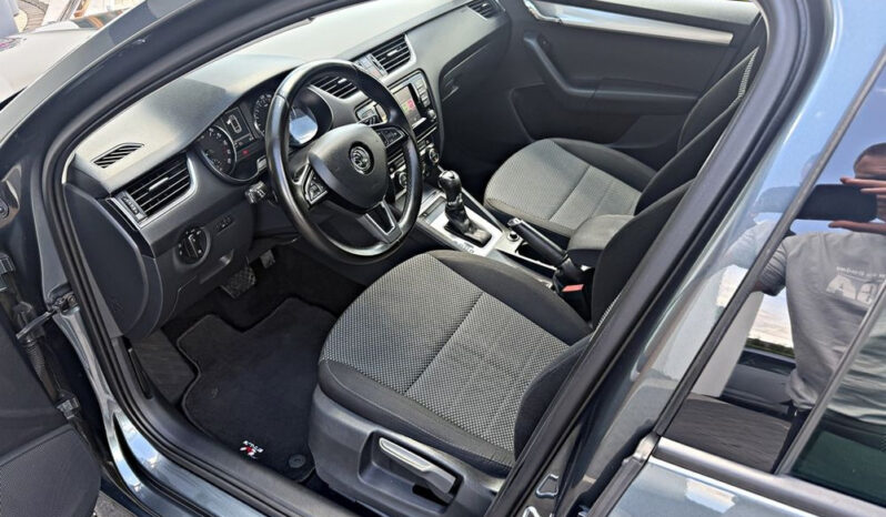 Skoda Octavia 1.6 TDI (Green tec) DSG Ambition full