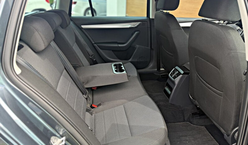 Skoda Octavia 1.6 TDI (Green tec) DSG Ambition full