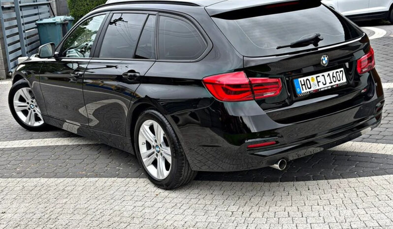 BMW Seria 3 318d Advantage full