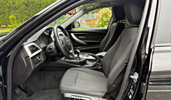 BMW Seria 3 318d Advantage full