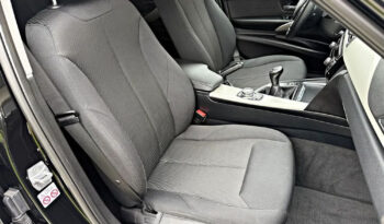 BMW Seria 3 318d Advantage full
