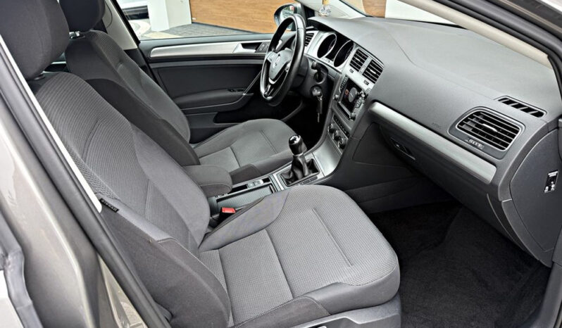 Volkswagen Golf 1.6 TDI BlueMotion Technology Comfortline full
