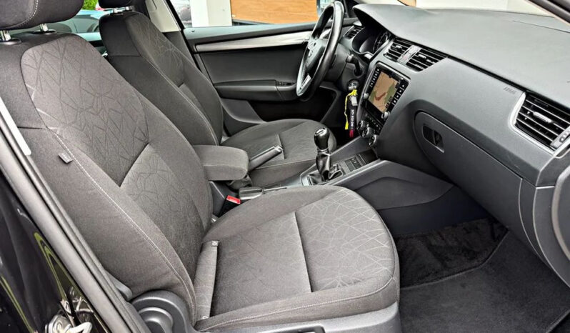 Skoda Octavia 1.6 TDI SCR Clever full