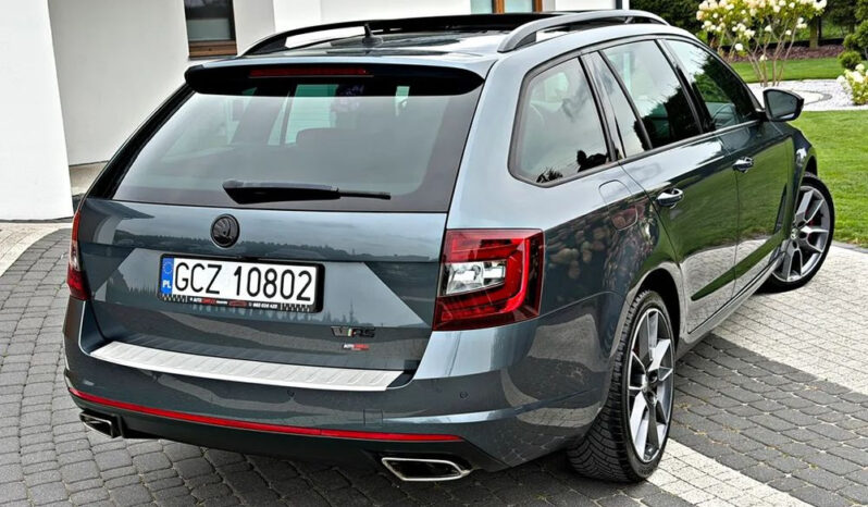 Skoda Octavia 2.0 TSI RS 230 DSG full