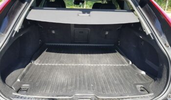 Volvo V90 D4 Momentum full