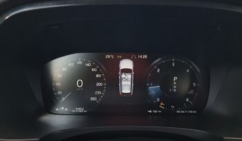 Volvo V90 D4 Momentum full