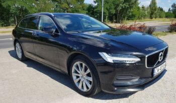 Volvo V90 D4 Momentum full