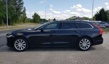 Volvo V90 D4 Momentum full