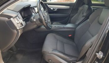 Volvo V90 D4 Momentum full