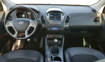 Hyundai ix35 2.0 CRDi 4WD Fifa World Cup Gold Edition full