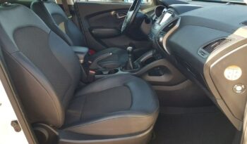 Hyundai ix35 2.0 CRDi 4WD Fifa World Cup Gold Edition full
