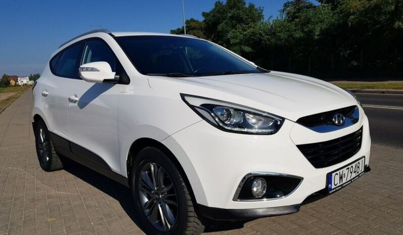 Hyundai ix35 2.0 CRDi 4WD Fifa World Cup Gold Edition full