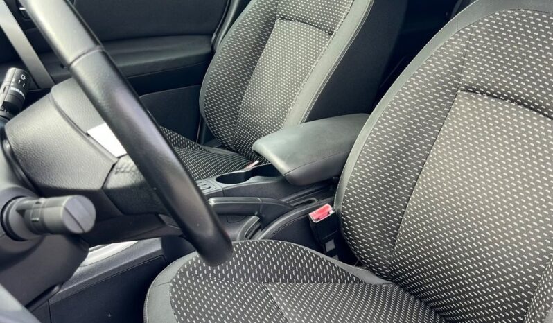 Nissan Qashqai 2.0 PANORAMA NAVI KAMERA GRZANE FOTELE TEMPOMAT ZAREJESTROWANY full