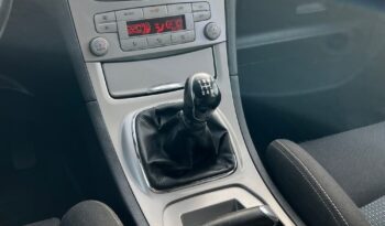 Ford S-Max 2.0 145KM Benzyna Lift Klimatronik Grzane Fotele Tempomat 7-osobowy Gwarancja full