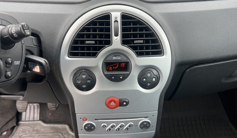 RENAULT MODUS LIFT 1.2 TCE 101KM – KLIMATRONIC – GRZANE FOTELE – TEMPOMAT full