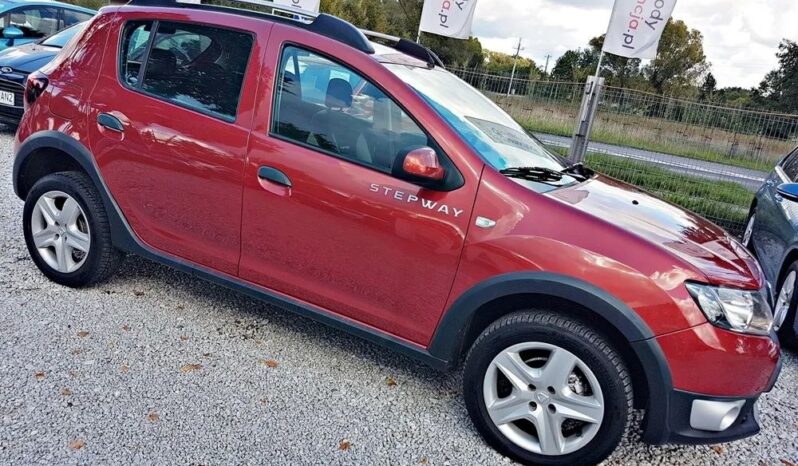 Dacia Sandero Stepway 0.9 TCe Laureate full