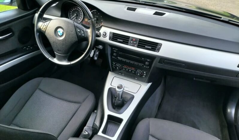 BMW Seria 3 318i full