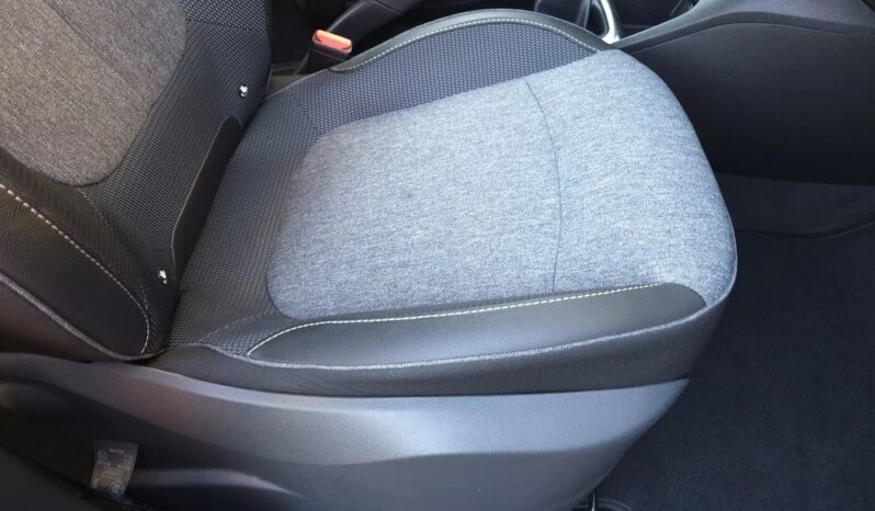 Renault Captur 1.3 TCe Intens full