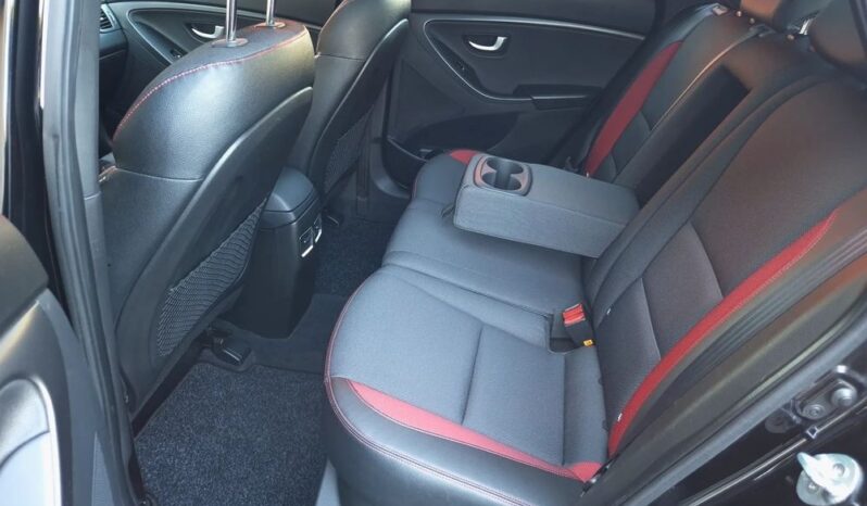 Hyundai i30 1.6 T GDI Turbo full