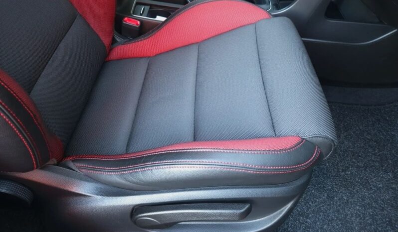 Hyundai i30 1.6 T GDI Turbo full