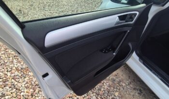 Volkswagen Golf 2015r. 1.6 TDI ! Klimatronik ! Asystent parkowania LED full