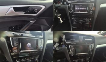 Volkswagen Golf 2015r. 1.6 TDI ! Klimatronik ! Asystent parkowania LED full