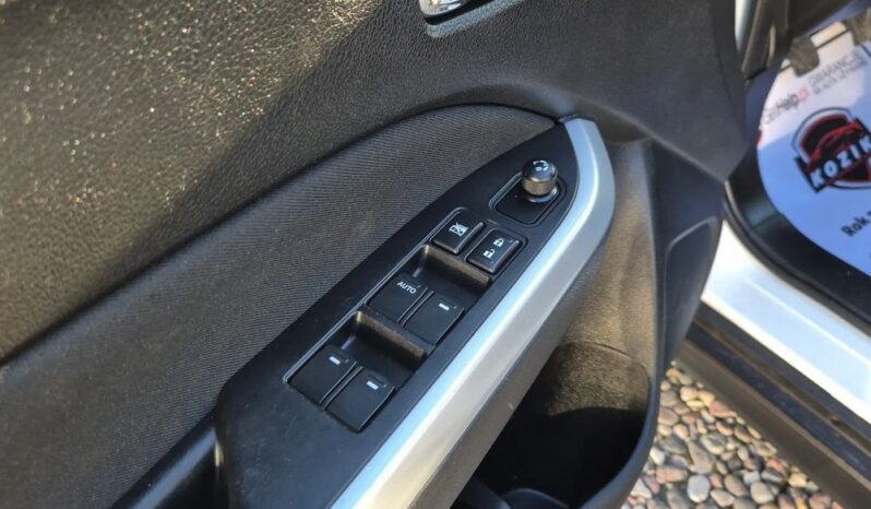 Suzuki Vitara – 2015r.! 1.6 16V! Klimatronic! 4×4! Kamera Cofania! Faktura VAT23% full