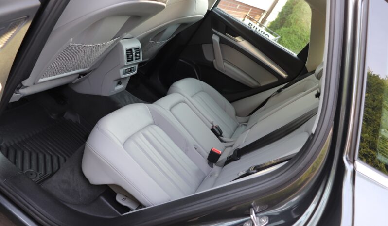 AUDI Q5 40 TDI S-TRONIC QUATTRO S-LINE, 1 WŁAŚCICIEL, SERWISOWANY full