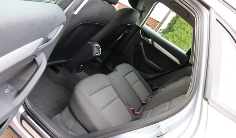 AUDI Q3 1.4 TFSI, SERWISOWANY, NISKI PRZEBIEG, GWARANCJA full